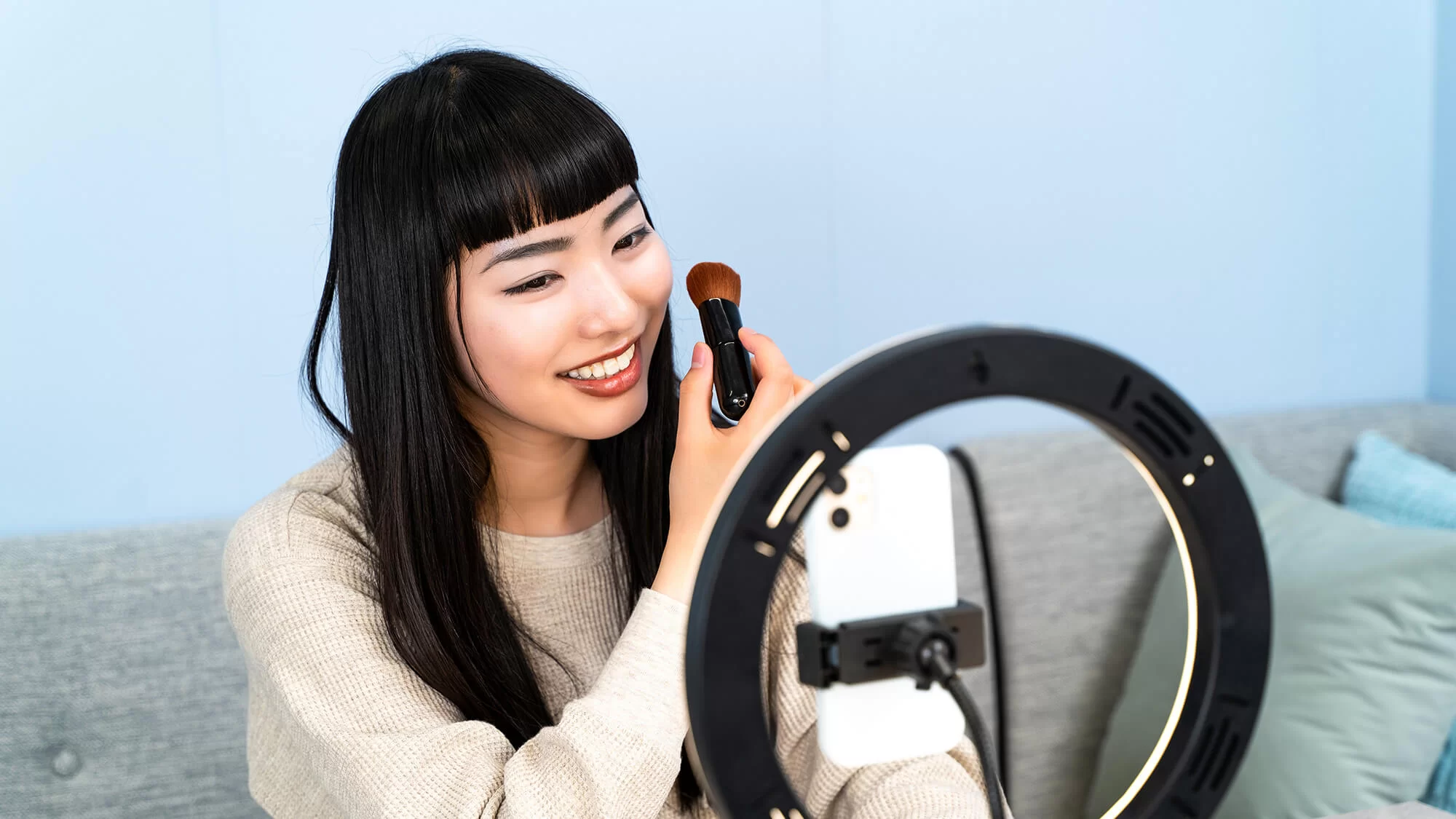 インフルエンサーとは？特徴や収益化まで徹底解説